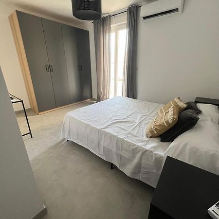 St Julians 2 Bedroom Apartment سانت جوليان المظهر الخارجي الصورة